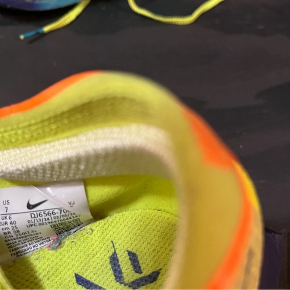 Nike ZoomX Streakfly Men’s Size 7 Fast Pack Volt Running Athletic Shoes - Picture 8 of 8